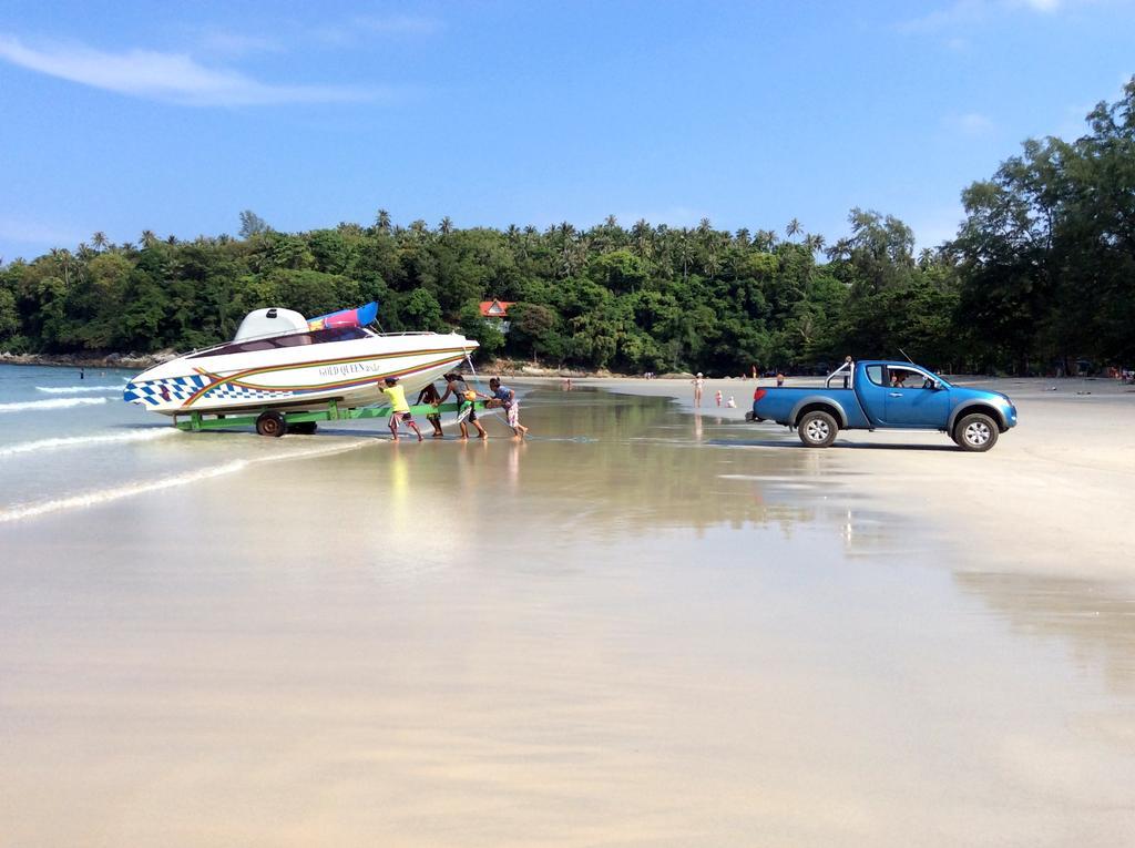 Apartments In The Title Beach Rawai エクステリア 写真