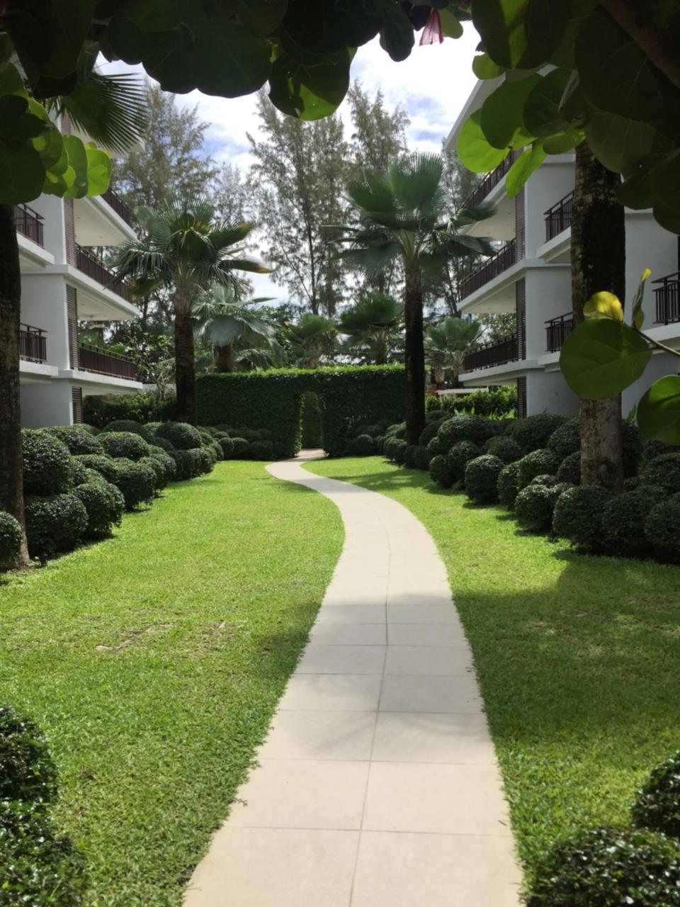 Apartments In The Title Beach Rawai エクステリア 写真