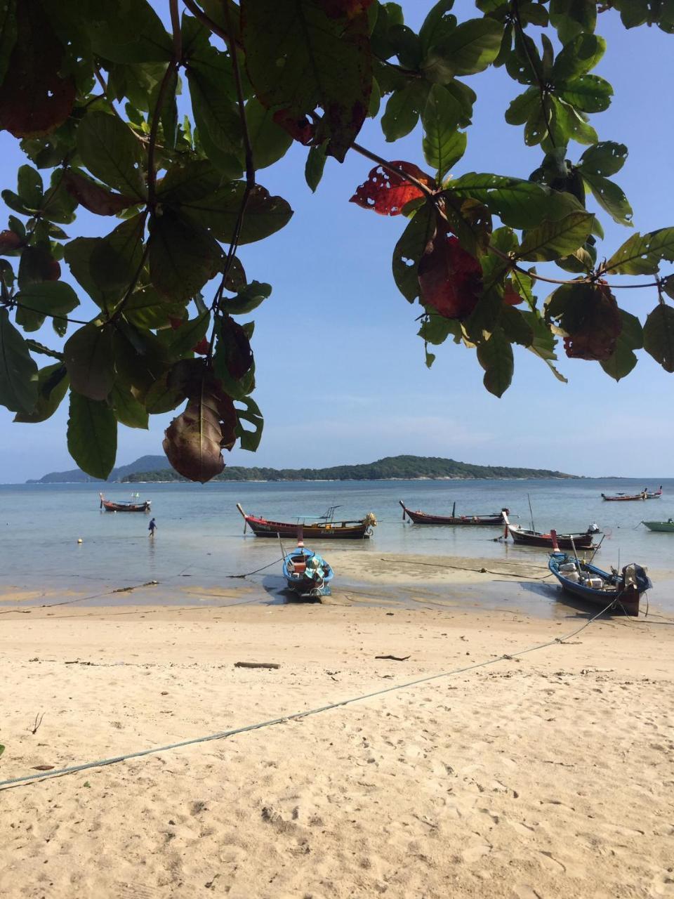 Apartments In The Title Beach Rawai エクステリア 写真